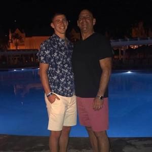 Meet your Posher, Adam